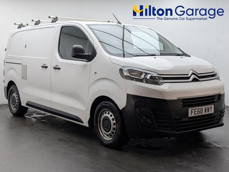 White Used 2018 Citroën Dispatch MPV | £9,700 (Fair price) - Image 1/4