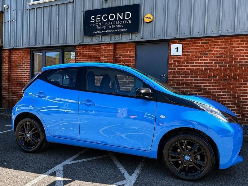 Usado Toyota Aygo X-cite 2015 Azul Citadino