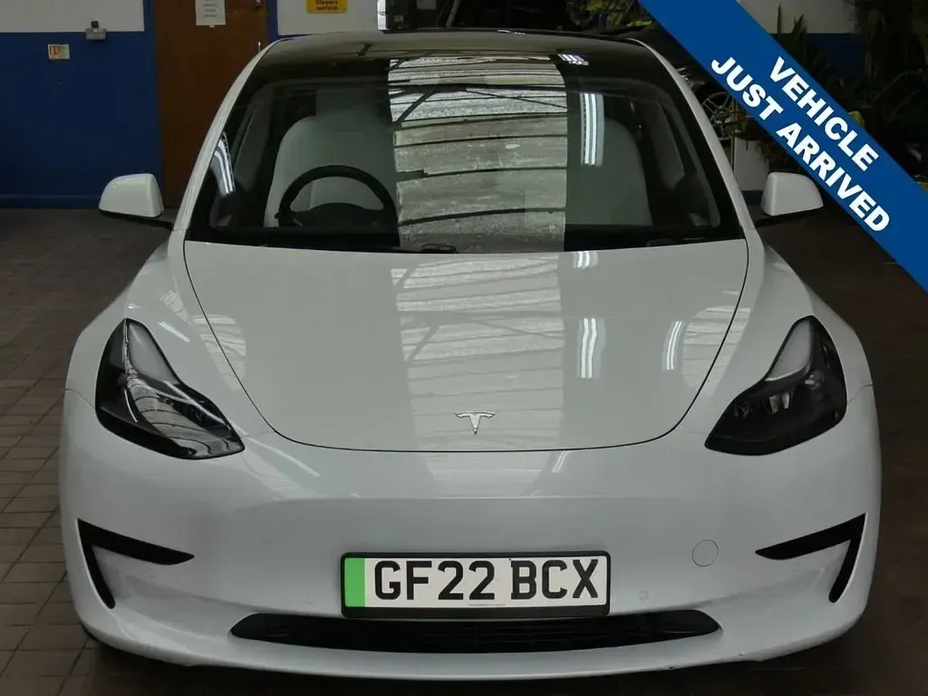 Usado Tesla Model 3 Standard Range 366 kW (498 CV) 2022 Blanco Berlina