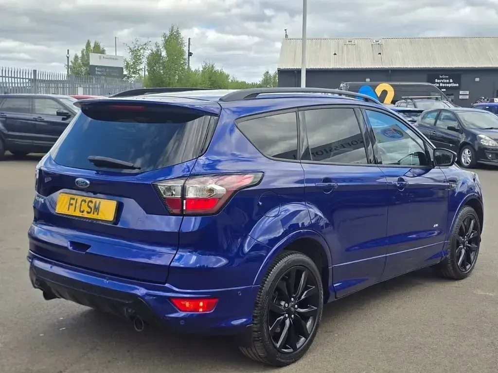 Używany Ford Kuga ST-Line X 180 KM (132 kW) 2017 Niebieski SUV