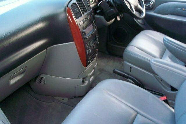 Used Chrysler Grand Voyager 172 HP (126 kW) 2004 MPV