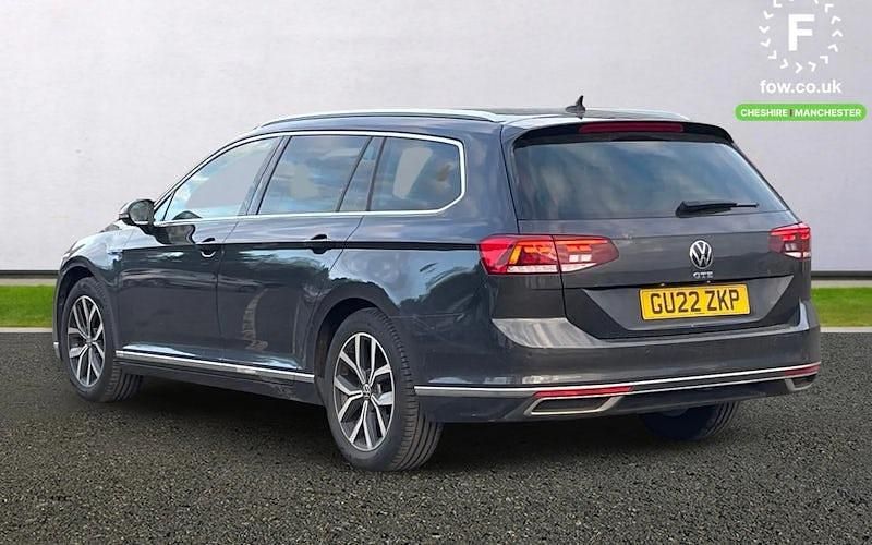Used VW Passat GTE 218 HP (160 kW) 2022 Grey Estate