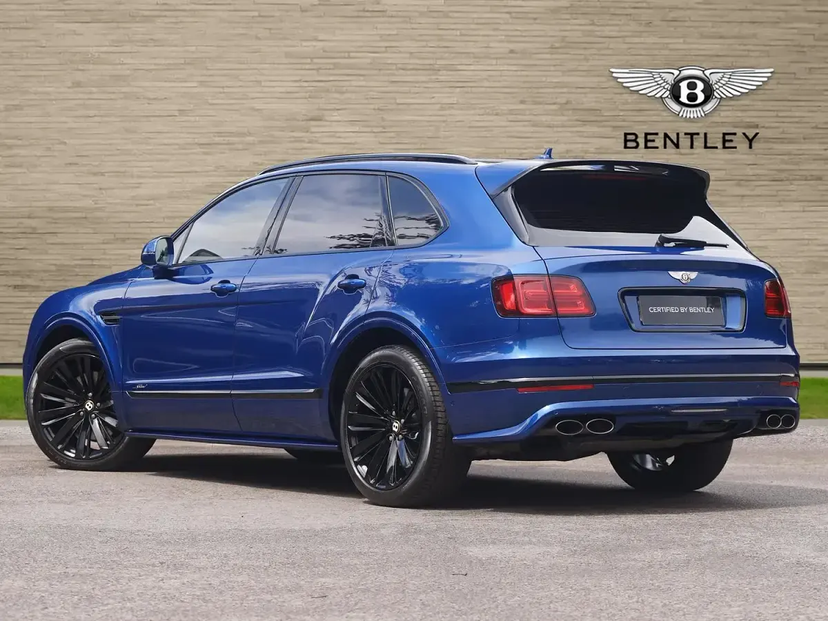 Used Bentley Bentayga 625 HP (459 kW) 2019 Blue SUV