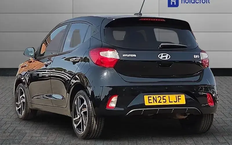 Used Hyundai i10 Premium 79 HP (58 kW) 2026 Hatchback