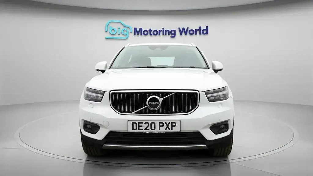 Used Volvo XC40 Inscription 190 HP (139 kW) 2020 White SUV