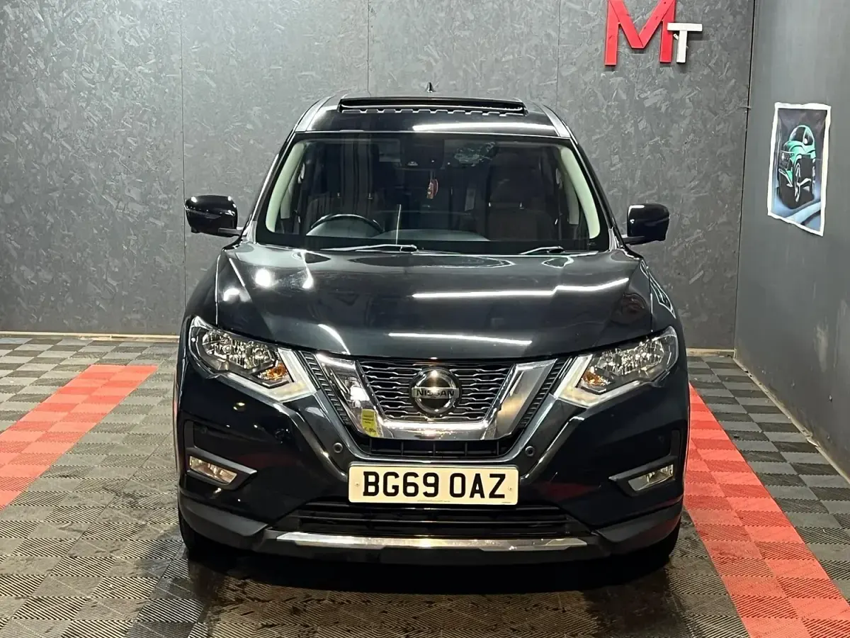 Used Nissan X-Trail Acenta Premium 150 HP (110 kW) 2019 Black SUV