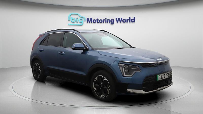Used 2022 Kia e-Niro SUV | £19,300 (Super price) - Image 1/4