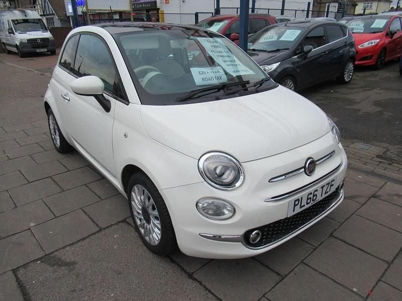 Used Fiat 500 Lounge 69 HP (50 kW) 2016 White Hatchback