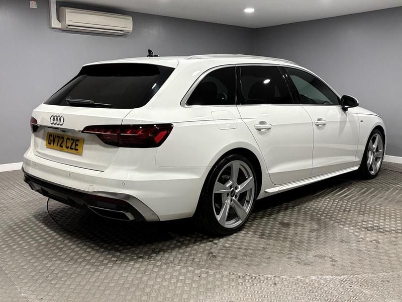 Used Audi A4 S-Line 150 HP (110 kW) 2023 White Estate