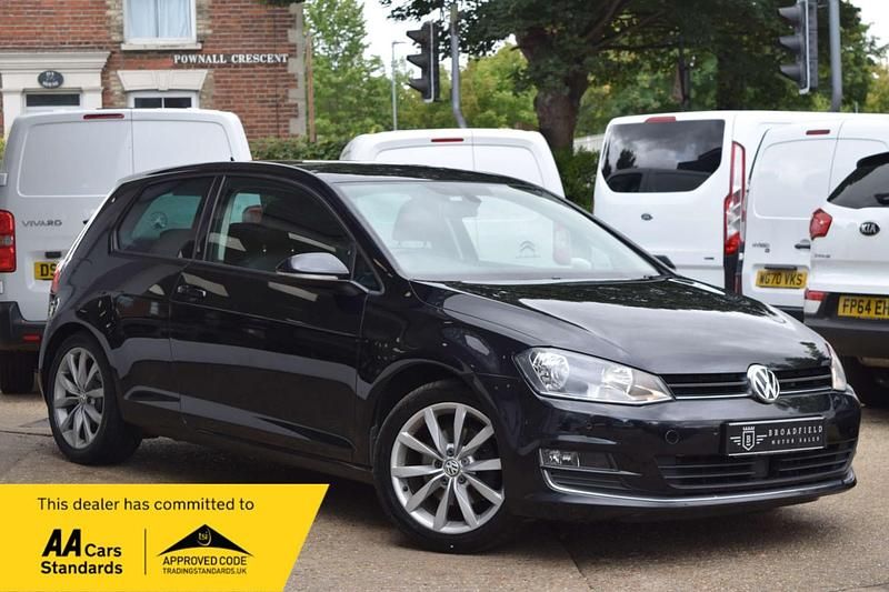 Black Used 2015 VW Golf VII GT Hatchback | £7,795 (Good price) - Image 1/4
