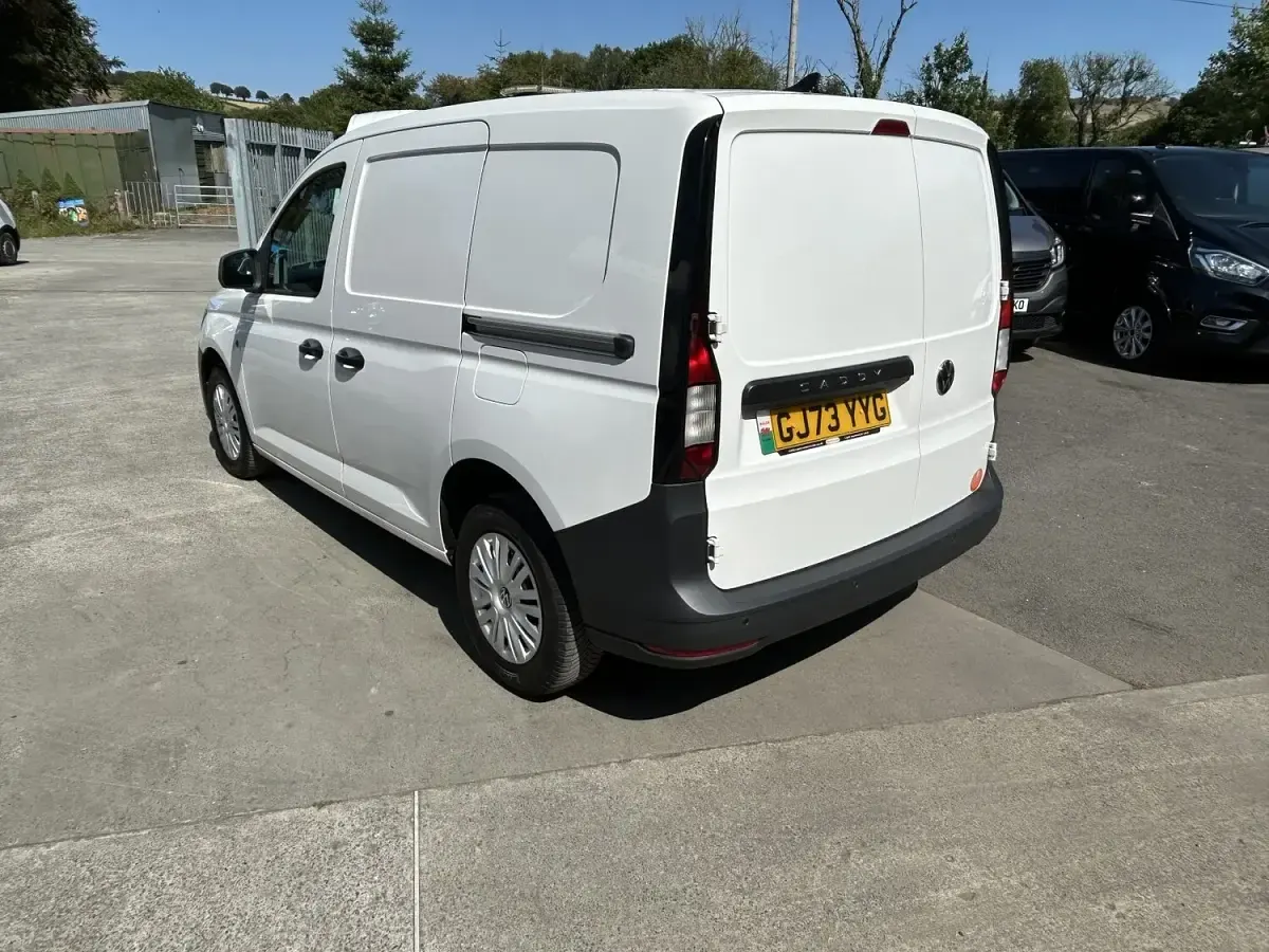 Used VW Caddy 102 HP (75 kW) 2023 White MPV