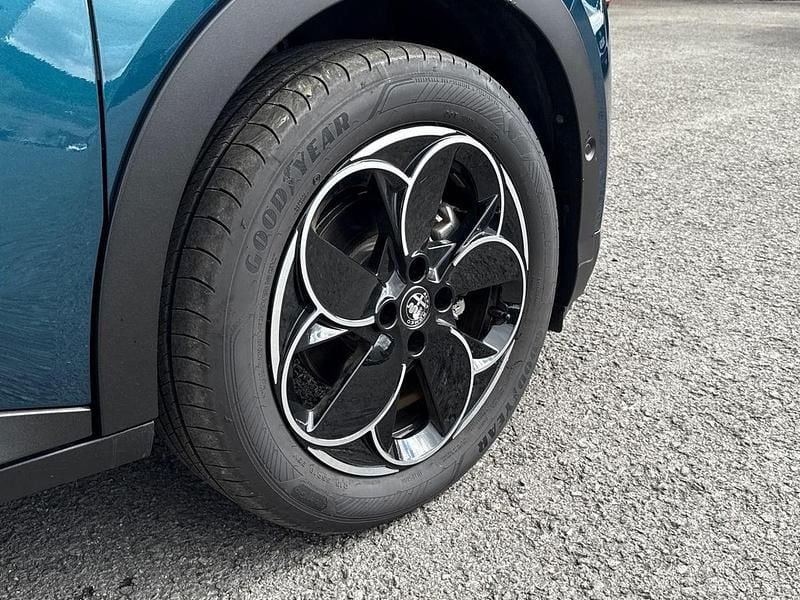 Blue Used 2024 Alfa Romeo Junior Edizione Speciale SUV | £33,350 (A bit pricey) - Image 1/4