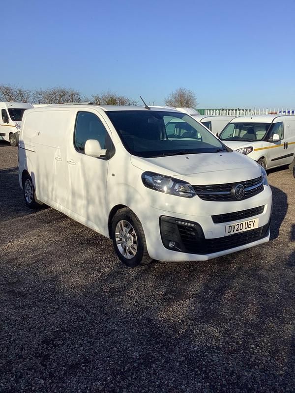 Used Vauxhall Vivaro Sportive 100 HP (73 kW) 2020 White MPV