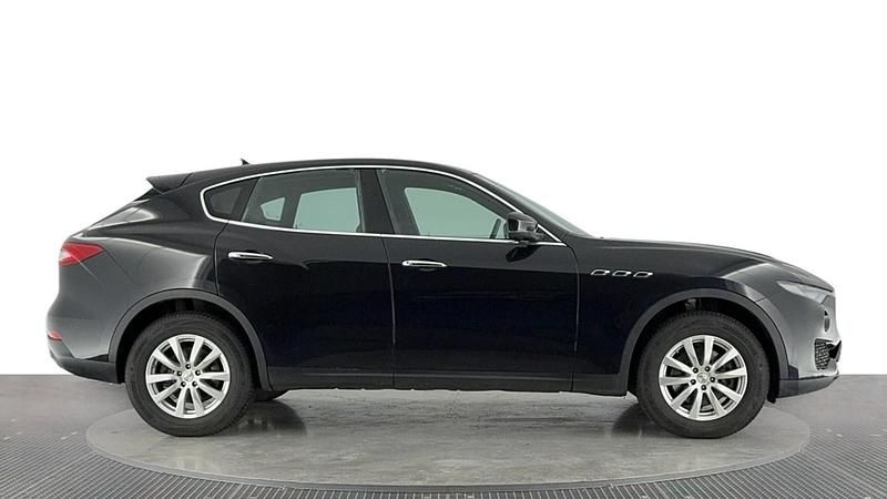 Used Maserati Levante 350 HP (257 kW) 2019 Black SUV