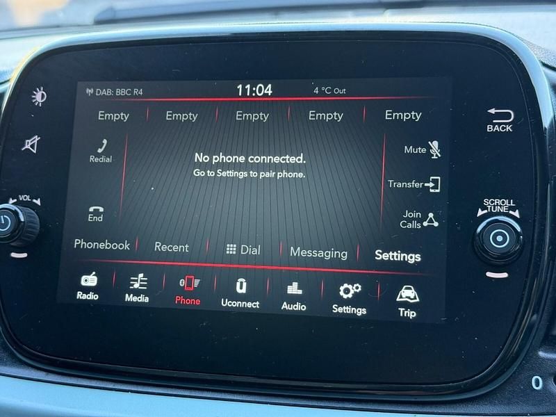 Green Used 2023 Fiat 500 Hatchback | £10,495 (Fair price) - Image 1/4