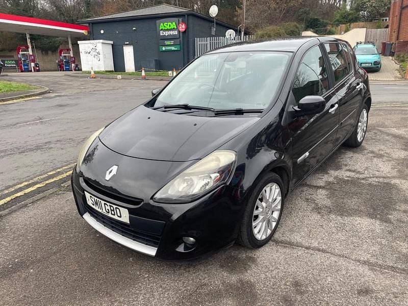 Used Renault Clio II Dynamique 75 HP (55 kW) 2011 Black Hatchback