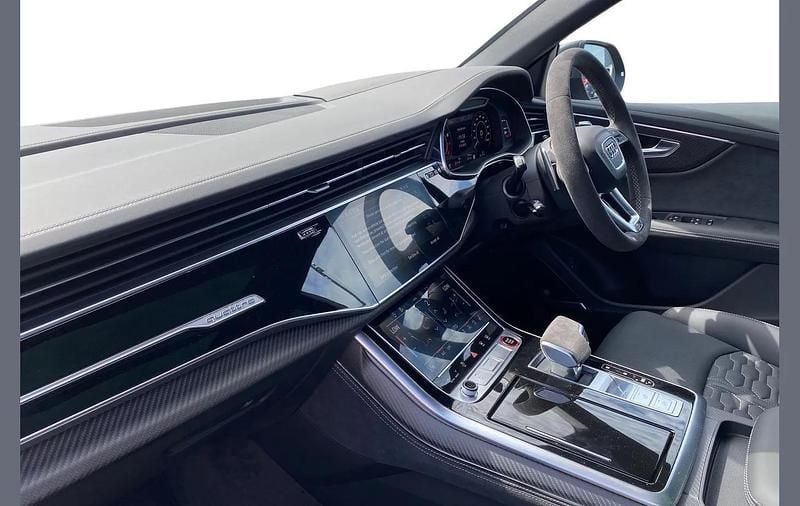 Used Audi RS Q8 Design 632 HP (464 kW) 2025 Black SUV