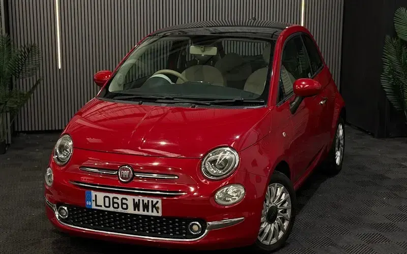 Used Fiat 500 Lounge 69 HP (50 kW) 2019 Hatchback