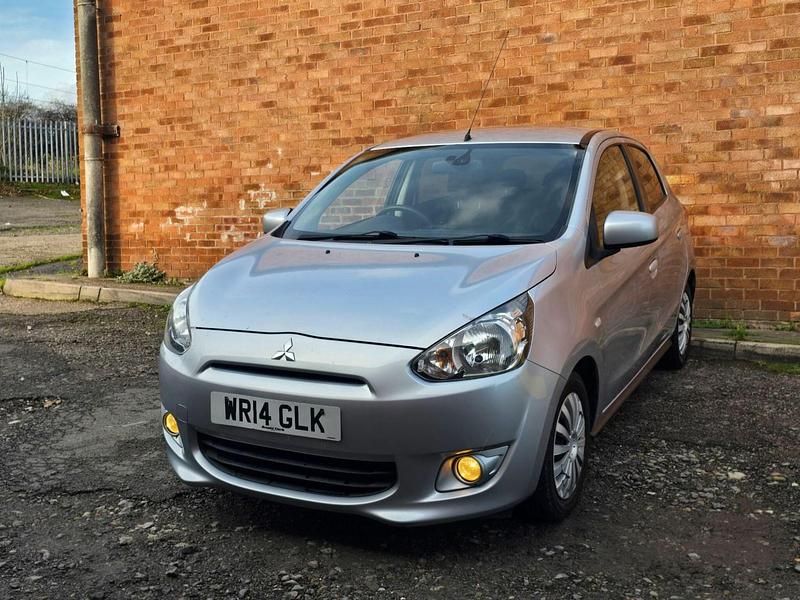 Used Mitsubishi Mirage 79 HP (58 kW) 2014 Silver Hatchback
