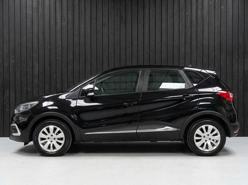 Used Renault Captur Expression+ 90 HP (66 kW) 2013 Black SUV