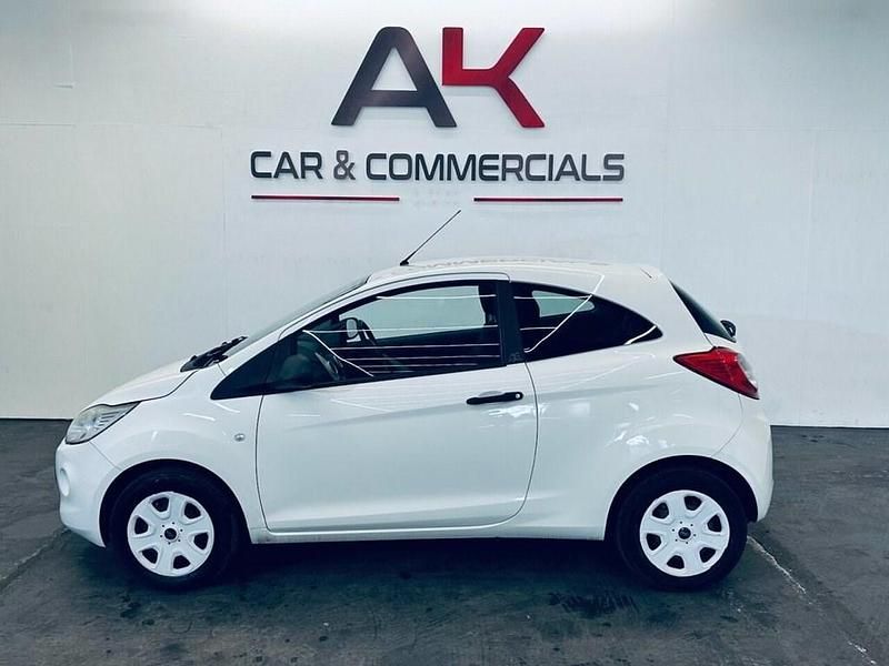 Used Ford Ka Studio 69 HP (50 kW) 2011 White Hatchback