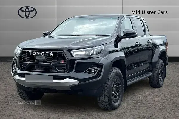 Used Toyota HiLux Sport 201 HP (147 kW) 2025 Black Pickup