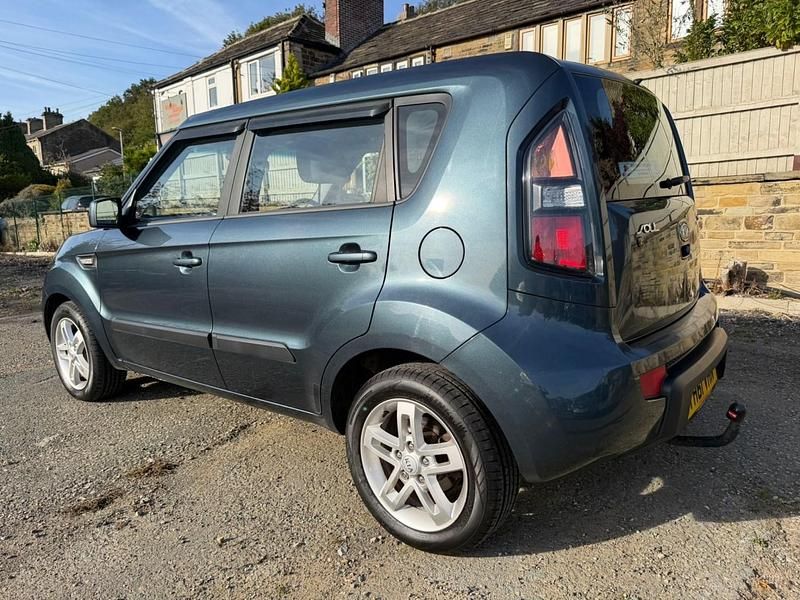 Used Kia Soul 126 HP (92 kW) 2011 Blue SUV