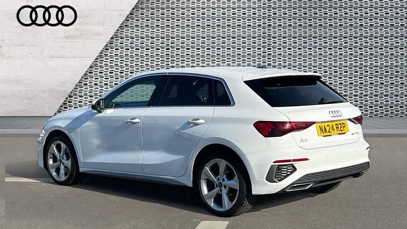 Used Audi A3 e-tron S-Line 204 HP (150 kW) 2024 White Hatchback