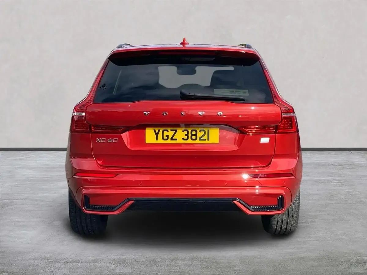 Used Volvo XC60 Ultimate 2023 Red SUV