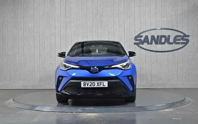 Used Toyota C-HR 122 HP (89 kW) 2020 Blue SUV