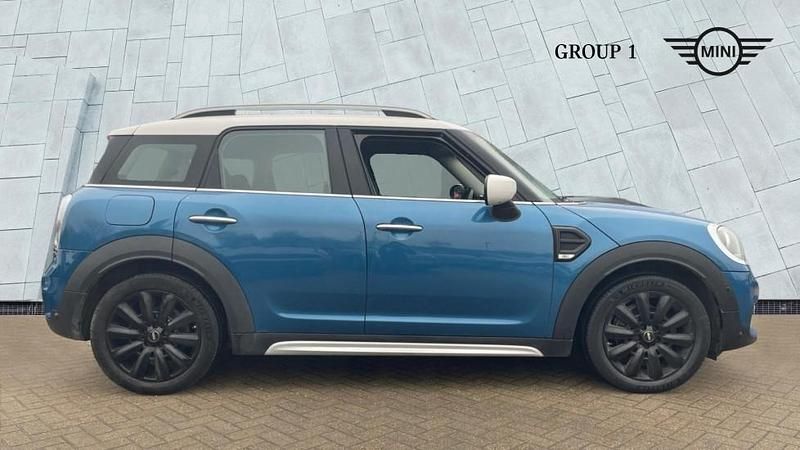 Used Mini Cooper Countryman Classic 134 HP (98 kW) 2019 Blue SUV