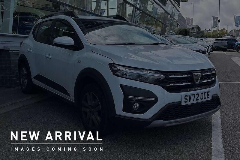 White Used 2022 Dacia Sandero Comfort Hatchback | £12,000 (Fair price) - Image 1/4
