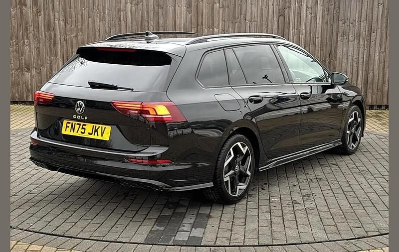 Black New 2025 VW Golf VIII R-line Estate | £32,999 (Fair price) - Image 1/4