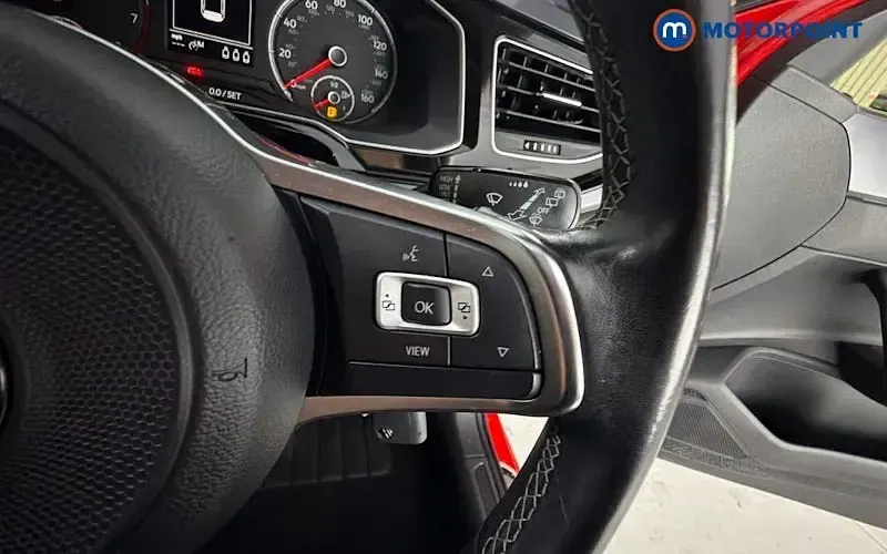 Used VW Polo R-line 110 HP (80 kW) 2021 Red Hatchback