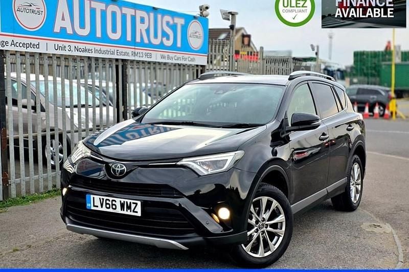 Black Used 2016 Toyota RAV4 SUV | £11,995 (Expensive) - Image 1/1