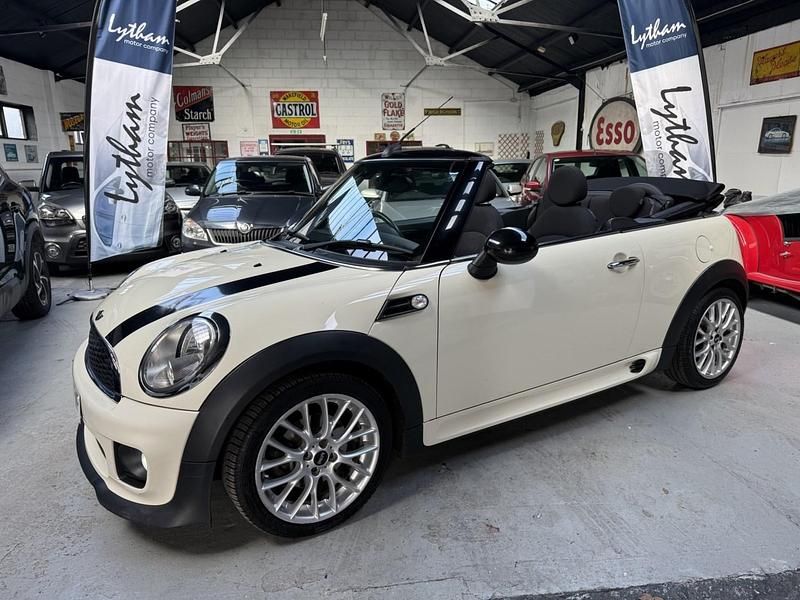 Used Mini Cooper D Cabriolet 112 HP (82 kW) 2014 White Cabriolet