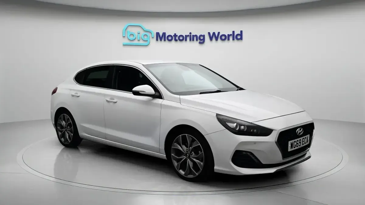 Used Hyundai i30 Premium 140 HP (102 kW) 2019 Hatchback
