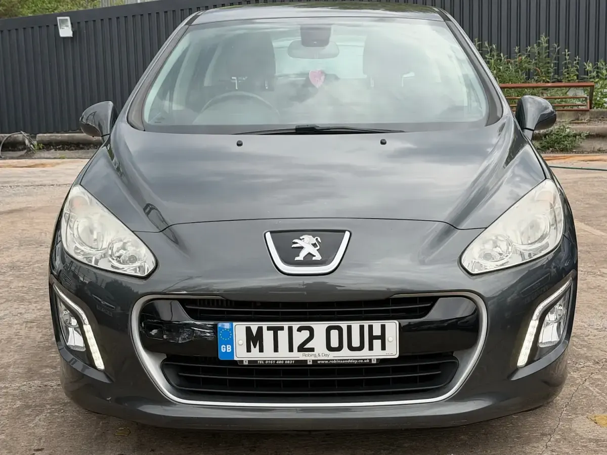 Used Peugeot 308 Active 92 HP (67 kW) 2012 Grey Hatchback