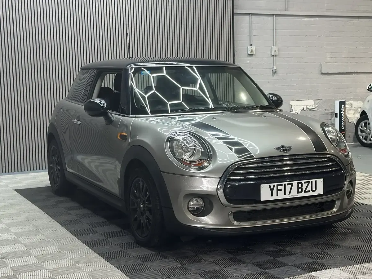 Used Mini Cooper Hatch 2017 Silver Hatchback