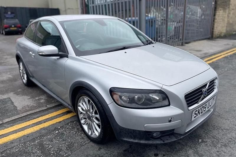 Used Volvo C30 SE 100 HP (73 kW) 2009 Silver Hatchback