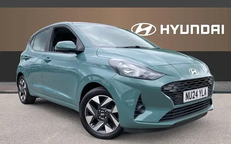 Used Hyundai i10 Advanced 67 HP (49 kW) 2024 Hatchback