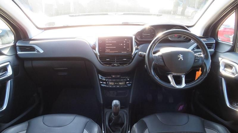 Usado Peugeot 2008 Allure 2018 Cinzento SUV