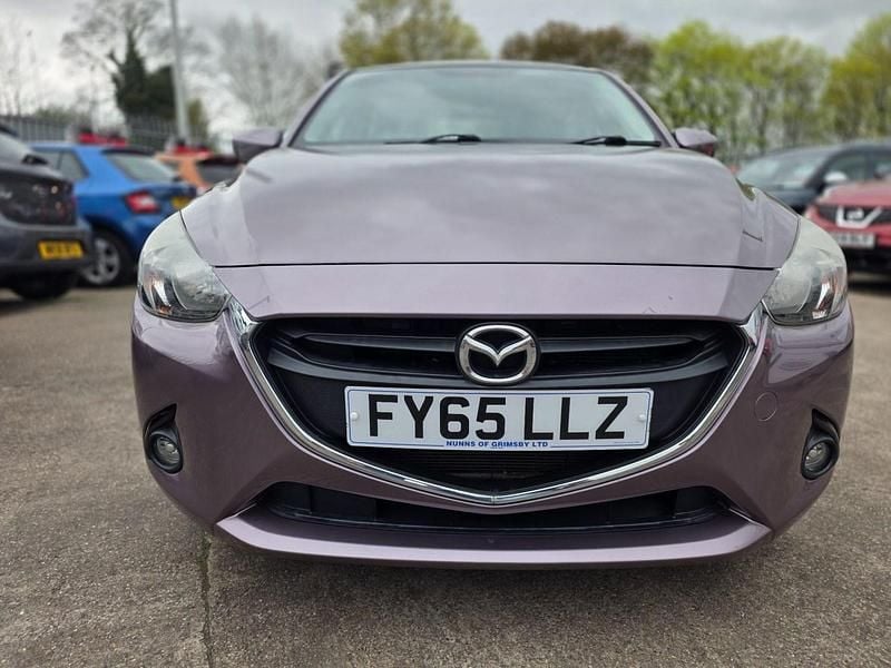 Begagnad Mazda 2 2015 Lila Halvkombi