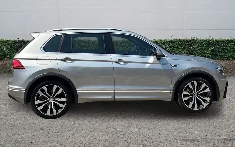 Used VW Tiguan R-line 179 HP (131 kW) 2017 Silver SUV
