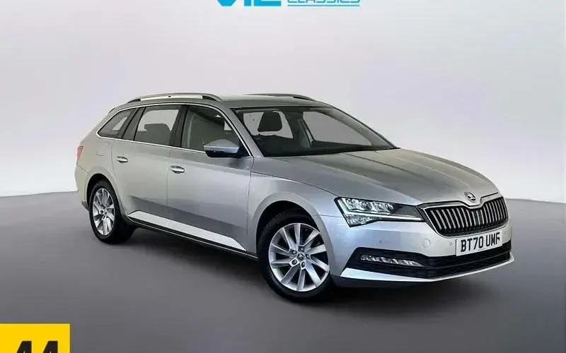 Usado Skoda Superb SE 150 HP (110 kW) 2023 Carrinha