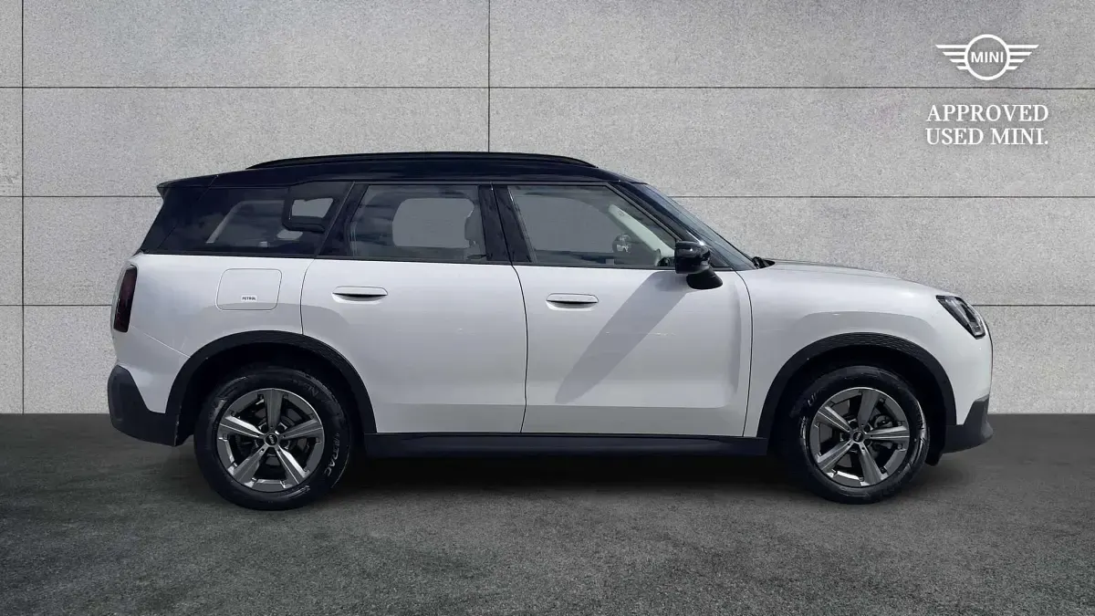 Used Mini Countryman 168 HP (123 kW) 2025 White SUV