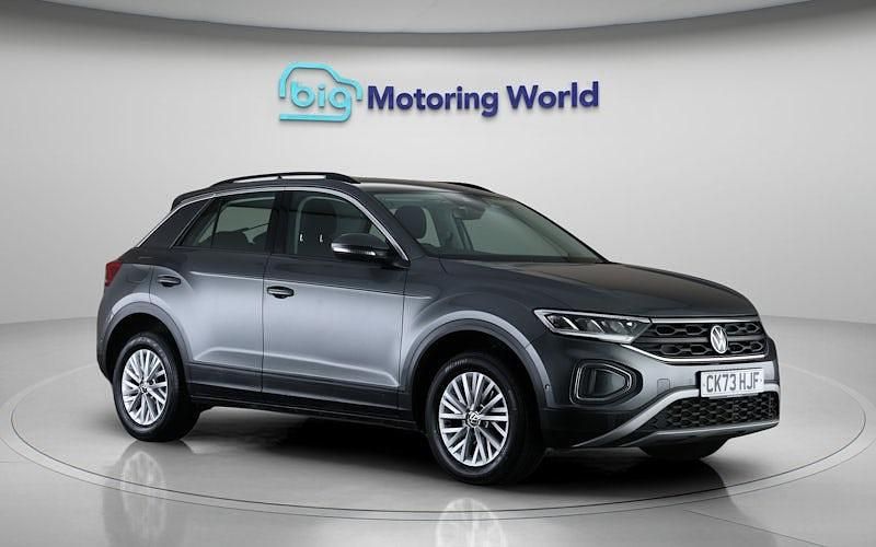Used VW T-Roc Life 150 HP (110 kW) 2025 SUV