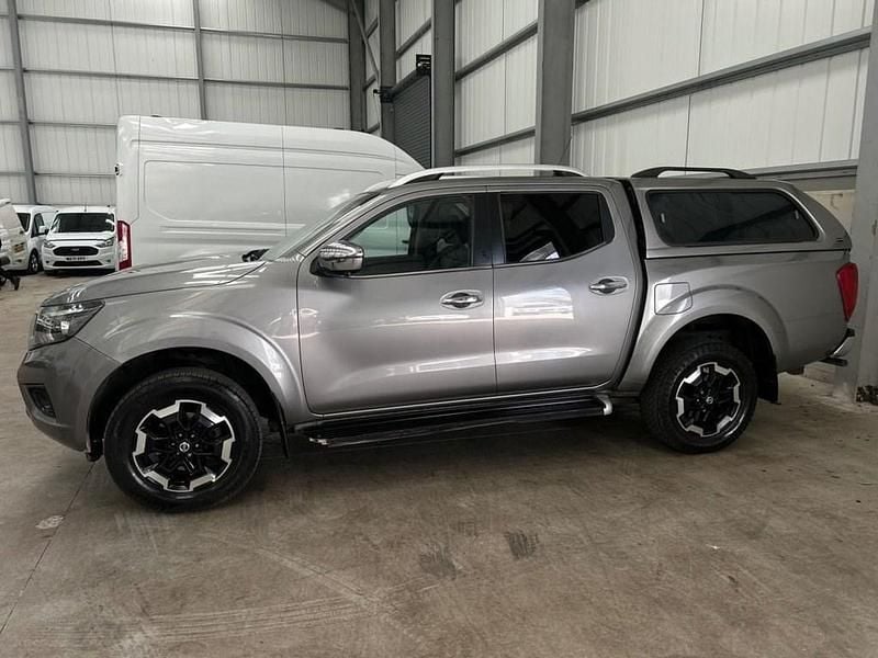 Used Nissan Navara Tekna 190 HP (139 kW) 2020 Grey Pickup