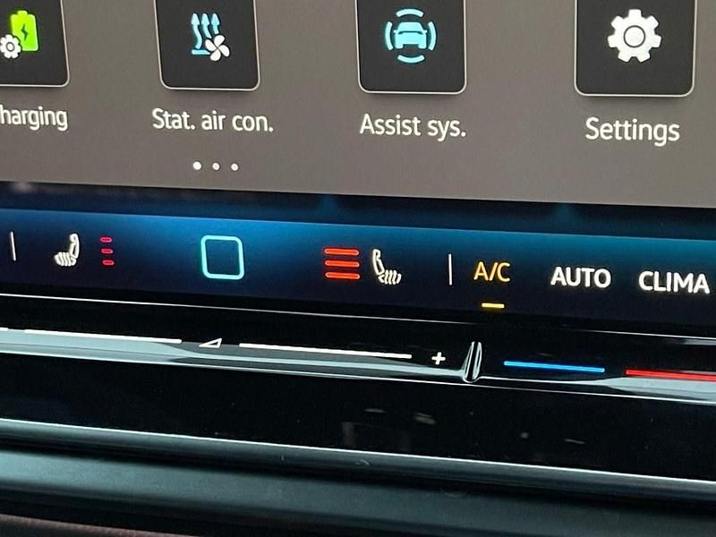 Used VW ID.4 Pro 210 kW (286 HP) 2024 White SUV