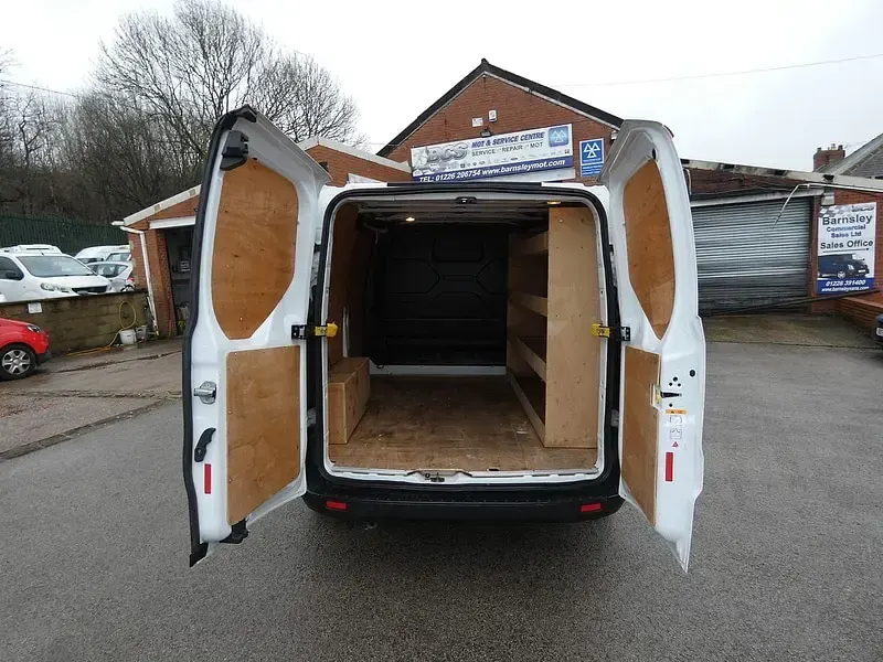 Used Ford Transit Custom 130 HP (95 kW) 2022 White Van